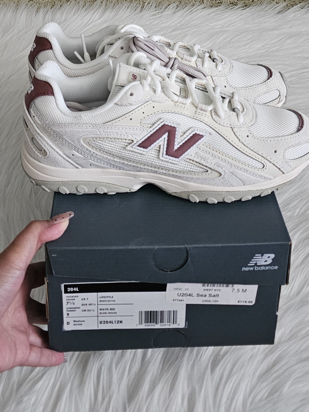New Balance 204L